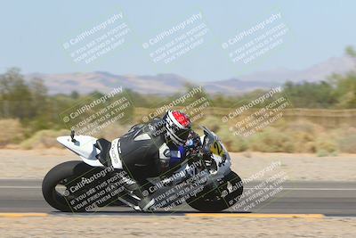 media/Oct-07-2023-CVMA (Sat) [[f84d08e330]]/Race 5 Amatuer Formula Middleweight/